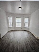 2464 N 27th St in Milwaukee, WI - Building Photo - Building Photo