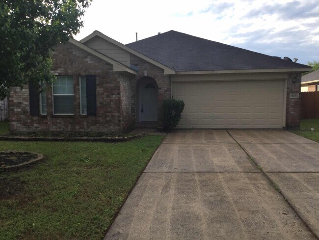 property at 3030 Cinnamon Glen Dr