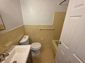 3921 Lankenau Ave in Philadelphia, PA - Building Photo - Building Photo