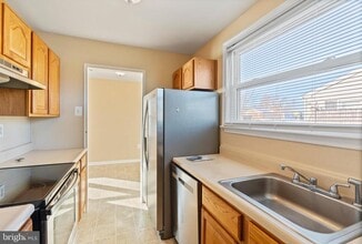 1224 Guildford Rd in Glen Burnie, MD - Building Photo - Building Photo