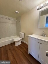 11925 Parklawn Dr in North Bethesda, MD - Building Photo - Building Photo