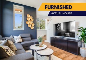 2203 22nd Ave S in Seattle, WA - Building Photo