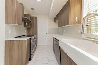 7315 Gayglen Dr in Dallas, TX - Building Photo - Building Photo