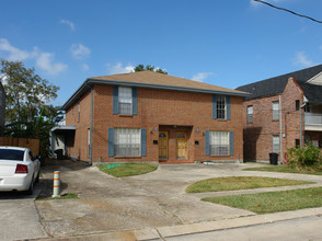 1316-1318 Carrollton Ave in Metairie, LA - Building Photo - Building Photo