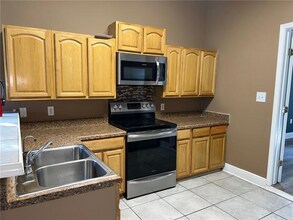 2633 Iberville St in New Orleans, LA - Foto de edificio - Building Photo