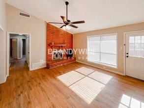 5505 Key Bend in Garland, TX - Foto de edificio - Building Photo