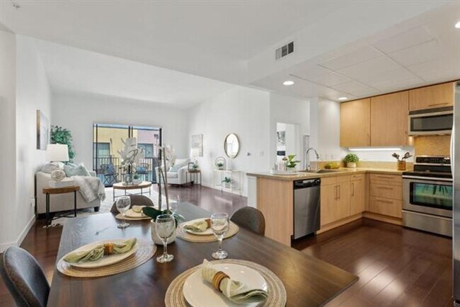 property at 88 Bush St