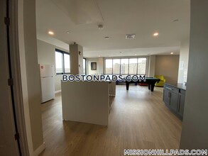 35 S Huntington Ave in Boston, MA - Building Photo - Building Photo