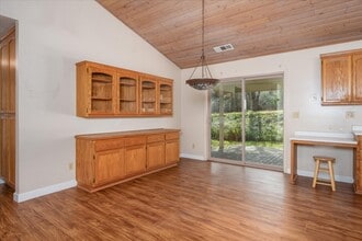 51674 Rd 426 in Oakhurst, CA - Building Photo - Building Photo