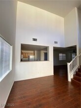 951 Monte De Oro Ave in Las Vegas, NV - Building Photo - Building Photo