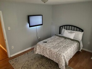 130 Bartram Ave in Lansdowne, PA - Building Photo - Building Photo