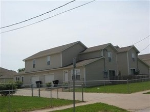 2222-2250 N Fremont Ave in Springfield, MO - Building Photo - Building Photo