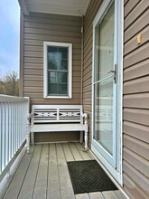 17410 Duval Rd in Moseley, VA - Foto de edificio - Building Photo
