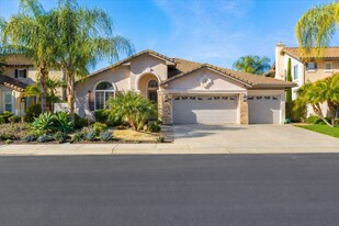 2311 Orchard View Ln in Escondido, CA - Building Photo