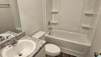 307 Amber Ave in Calera, AL - Building Photo - Building Photo