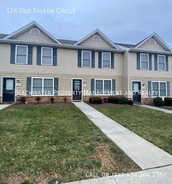 126 Old Tavern Cir in Lynchburg, VA - Foto de edificio - Building Photo