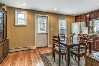 309 Columbia St, Unit 309 in Cambridge, MA - Building Photo - Building Photo