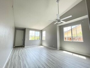 975 Manteca Dr in Oceanside, CA - Building Photo - Building Photo