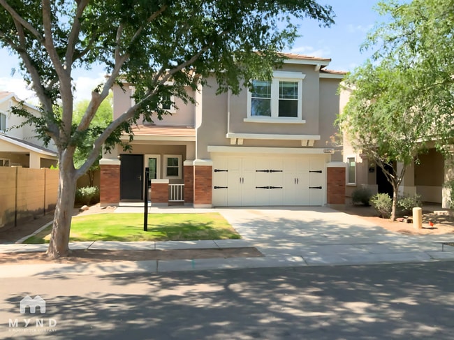 property at 4257 E Orchid Ln