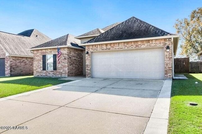 119 Peak Valley St in Youngsville, LA - Building Photo - Building Photo