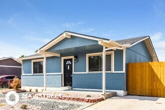 5161 Xanadu St in Denver, CO - Building Photo - Building Photo