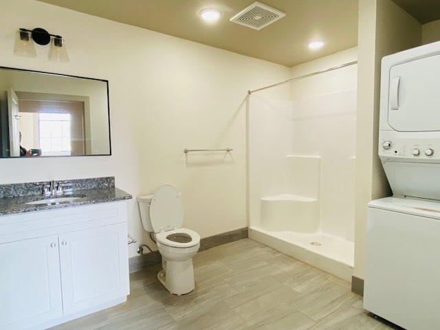 70 Commerce St in Hawkinsville, GA - Foto de edificio - Building Photo