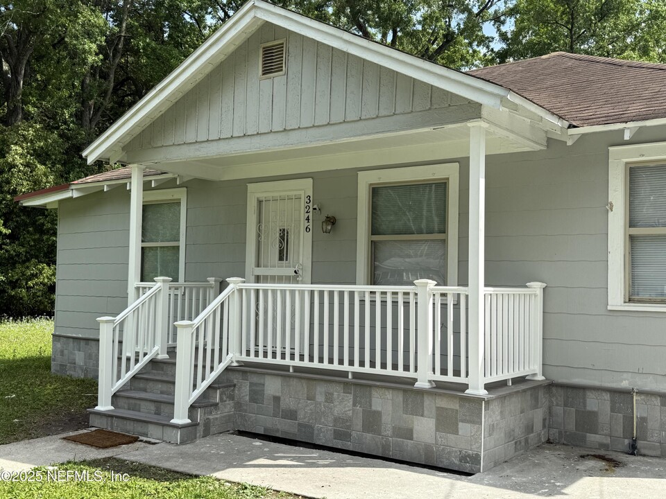 3246 Nolan St in Jacksonville, FL - Building Photo