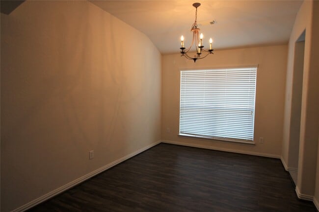 property at 4612 Meridian Park Dr