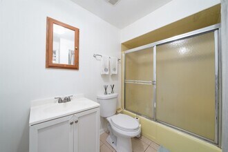 364 1st St in Jersey City, NJ - Building Photo - Building Photo