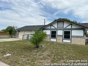 property at 5622 Frst Lk St
