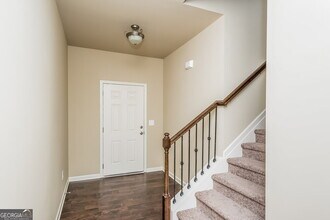 258 Stillwood Dr in Newnan, GA - Building Photo - Building Photo