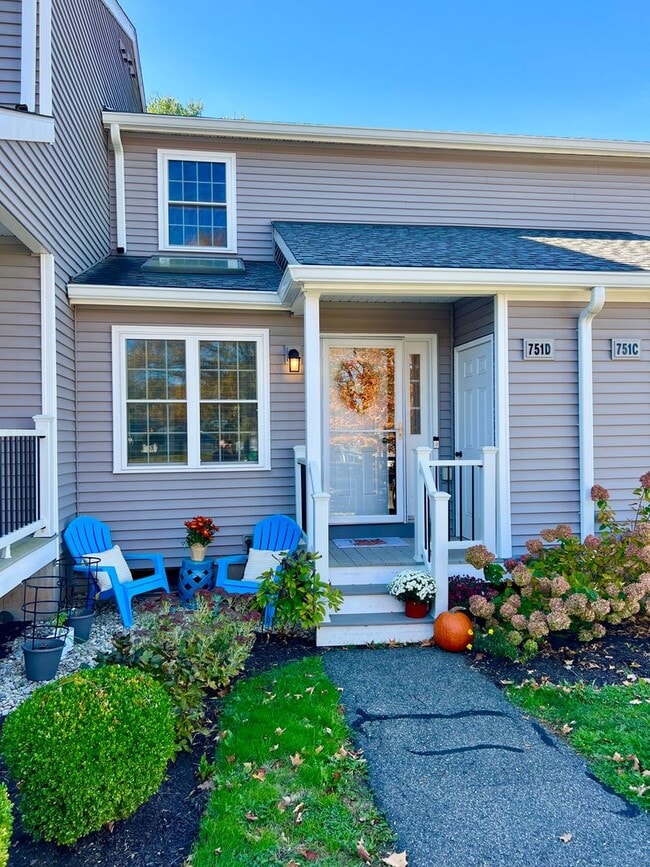 property at 751 Long Hill Rd