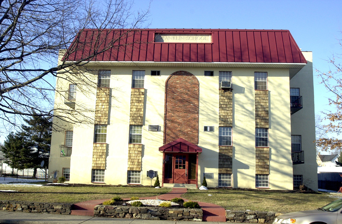 307 Franklin St in Quakertown, PA - Foto de edificio