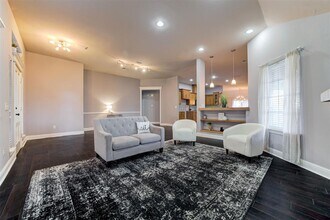 7536 NW 132nd St in Oklahoma City, OK - Building Photo - Building Photo