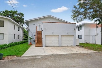 537 Menendez Ave, Unit 537 in Coral Gables, FL - Building Photo - Building Photo