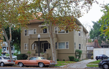 2301 O St in Sacramento, CA - Building Photo - Building Photo