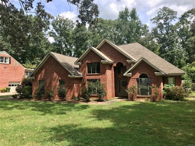 property at 34 Creek Dr
