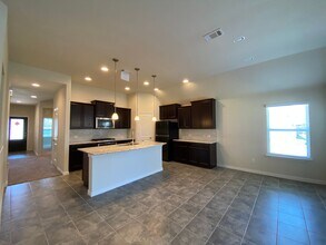 413 Bow Dr in Little Elm, TX - Building Photo - Building Photo