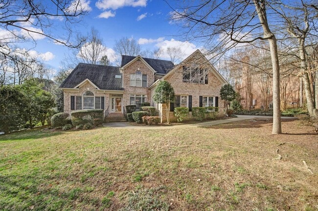 property at 3117 Lakewood Edge Dr