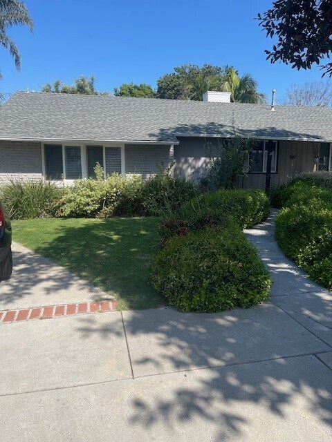 11441 Kingsland St in Los Angeles, CA - Building Photo - Building Photo