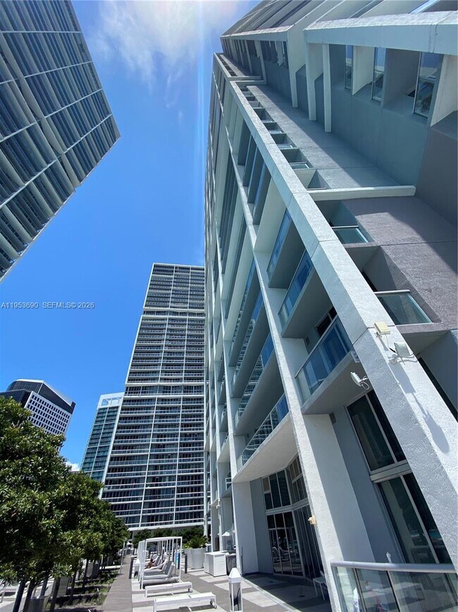 property at 465 Brickell Ave