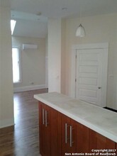 538 W Magnolia Ave in San Antonio, TX - Building Photo - Building Photo