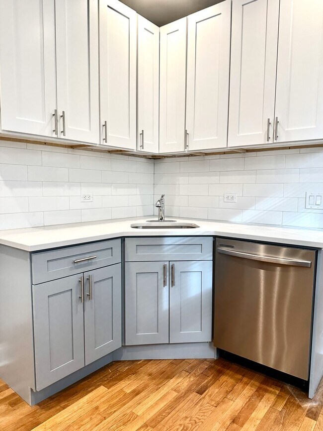 4450 Sheridan Park Apartments in Chicago, IL - Foto de edificio - Building Photo