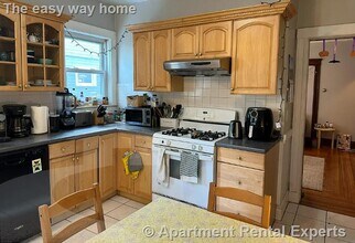 183 College Ave, Unit #1 in Somerville, MA - Foto de edificio - Building Photo