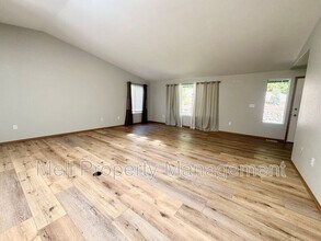 321 E Vine Maple Ln in Union, WA - Building Photo - Building Photo
