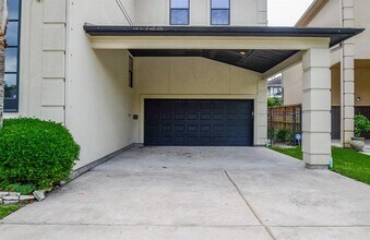3515 Durness Way in Houston, TX - Building Photo - Building Photo