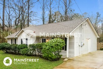 111 Louise St in Villa Rica, GA - Building Photo - Building Photo