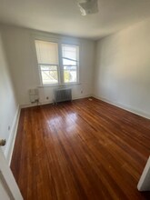 252 River Dr in Garfield, NJ - Building Photo - Building Photo