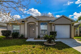 1527 Irishwood Ct, Unit R066 in Middleburg, FL - Building Photo