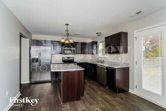 3243 Grove Berry Ln in Indianapolis, IN - Building Photo - Building Photo